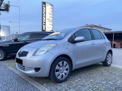 Toyota Yaris 1.0 VVT-i AC