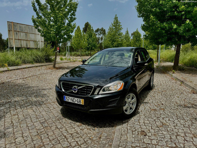 Volvo XC60 2.0D D4 drivE