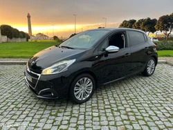 Peugeot 208 1.2 PureTech Style