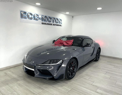 Toyota Supra GR 3.0 LEGACY (CAIXA MANUAL)