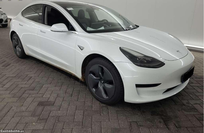 Tesla Model 3 Standard Range RWD