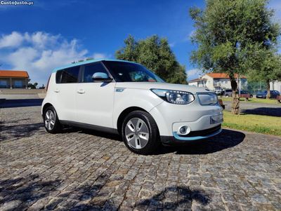 Kia Soul EV 30kWh