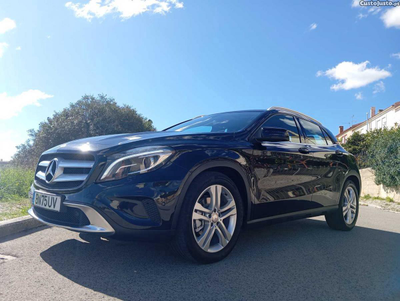 Mercedes-Benz GLA 180 D Urban