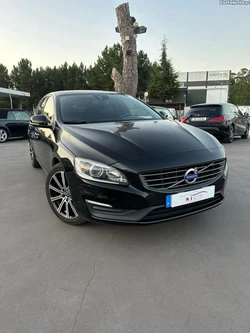 Volvo V60 D6 Hybrid AWD