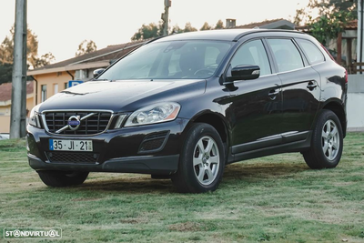 Volvo XC 60 2.0 D3 Drive Momentum Start/Stop