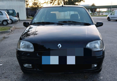 Renault Clio 1.1