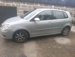 VW Polo impecável