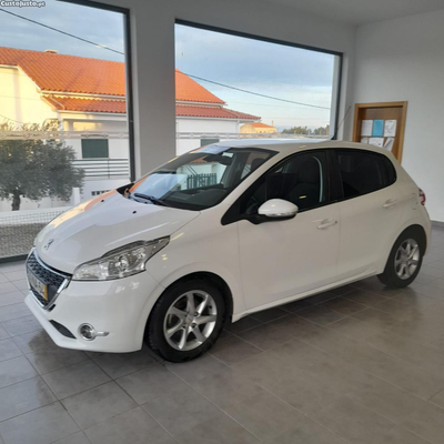 Peugeot 208 1.6 e-HDi