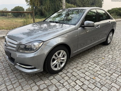 Mercedes-Benz C 220 D avantgard