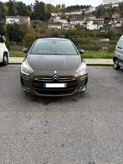 Citroën DS5 Hybrid 4x4 Sport Chic