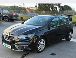 Renault Mégane 1.5 blue dci intense