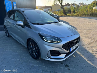 Ford Fiesta 1.0 EcoBoost MHEV ST-Line