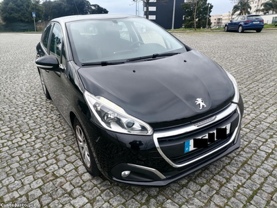 Peugeot 208 1.6 HDI 5P 100CV T.EXTRAS C/NOVO TROCO