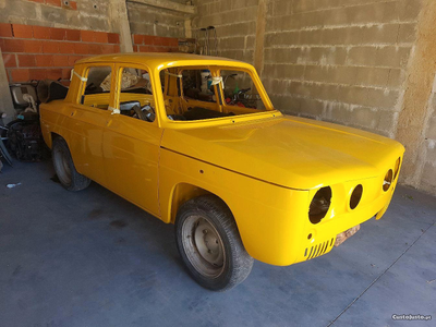 Renault 8 S