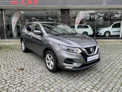 Nissan Qashqai 1.5 dCi N-Connecta