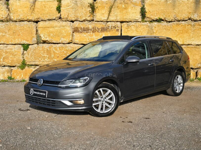 Volkswagen Golf 1.6 TDI Highline DSG