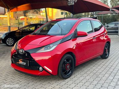 Toyota Aygo 1.0 X-Play Plus+X-Touch+TSS