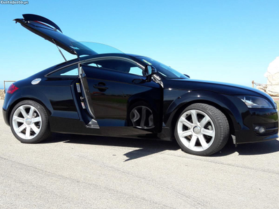 Audi TT 2.0 TDi Quattro