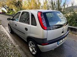 Opel Corsa 1.2 estimado de garagem