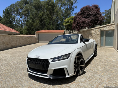 Audi TT RS Roadster 2.5 TFSi quattro S tronic 400cv