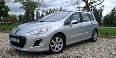 Peugeot 308 1.6 DHI 112CV