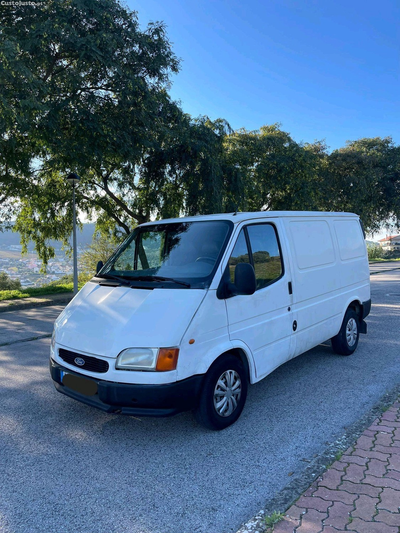 Ford Transit 2.5 diesel 260mil km