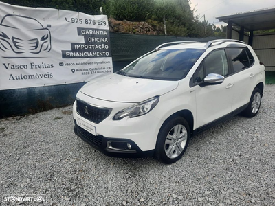 Peugeot 2008 1.2 PureTech Style