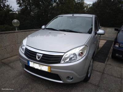 Dacia Sandero 1.2 gasolina