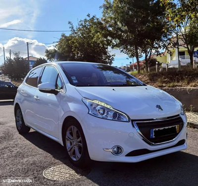 Peugeot 208 1.6 e-HDi Allure 95g