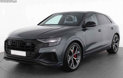 Audi Q8 60 TFSIe Sline