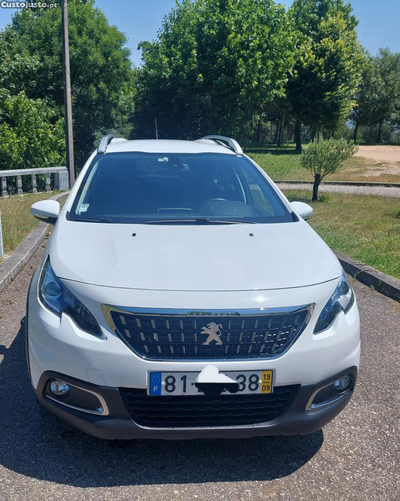 Peugeot 2008 Signature