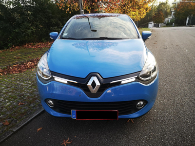 Renault Clio IV 0.9 TCE 90cv DYNAMIQUE S c/ GPS - NACIONAL