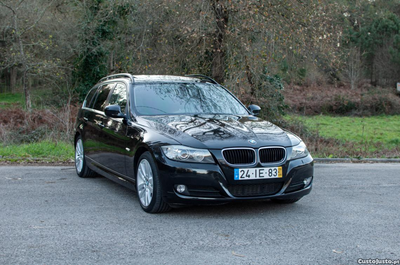 BMW 320 d Touring Navigation Sport