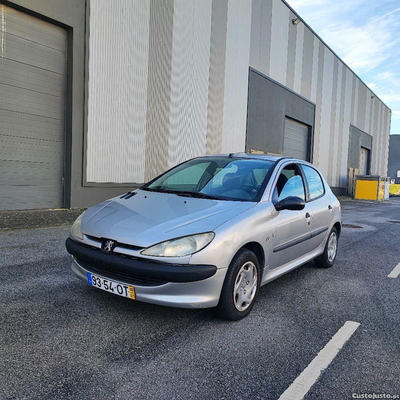 Peugeot 206 1.1