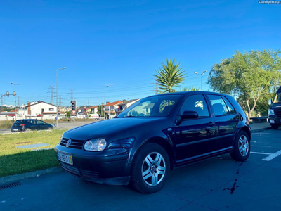 VW Golf Confortline