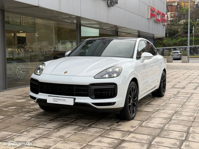 Porsche Cayenne Coupé Turbo S E-Hybrid