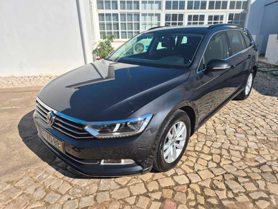 Volkswagen Passat 2.0 TDI, Cx. A., 150 CV