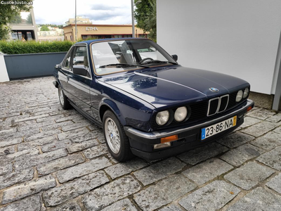 BMW 318 Baur