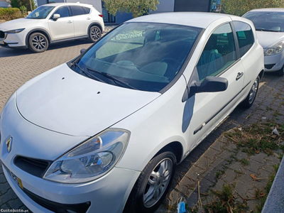 Renault Clio III 1.5 dCi 70