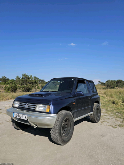 Suzuki Vitara soft top