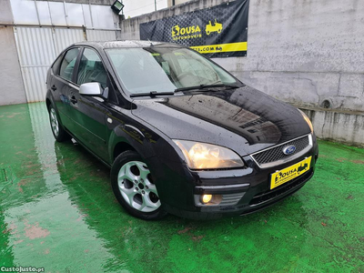 Ford Focus 1.6 TDCI 109cv 5 Lugares