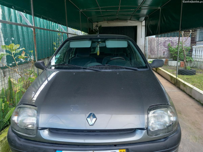 Renault Clio 5 portas