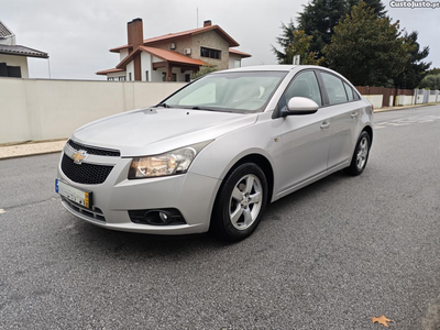 Chevrolet Cruze 1.6i LS