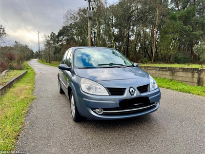 Renault Scénic 1.5 DCI 110 CV