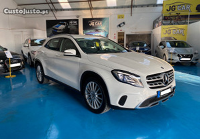 Mercedes-Benz GLA 180 SPORT UTILIT