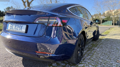 Tesla Model 3 Sr+