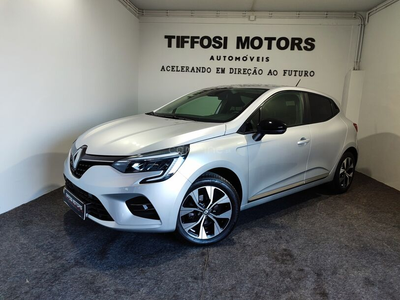 Renault Clio 1.0 TCe Techno Bi-Fuel