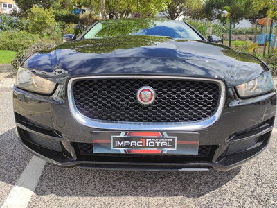 Jaguar XE 2.0 D Prestige