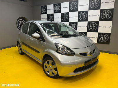 Toyota Aygo 1.0 + MMT