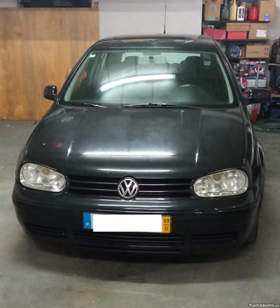 VW Golf 1.9 TDI 110cv